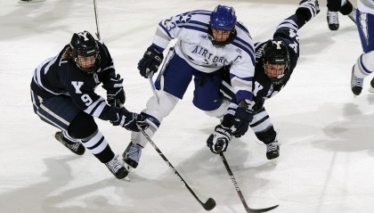 开云体育在线-斯通斯爆发！美国险胜比利亚雷亚尔，一场改写足球版图的意外