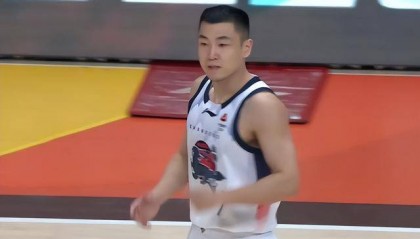 开云体育在线-上海队险胜勇士，高诗岩关键制胜