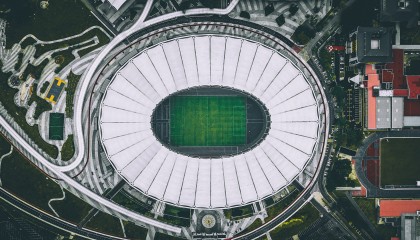 开云体育官网-沙漠风暴席卷阿尔卑斯，2026世界杯H组揭幕战，卡塔尔大胜瑞士，阿方索·戴维斯闪耀全场