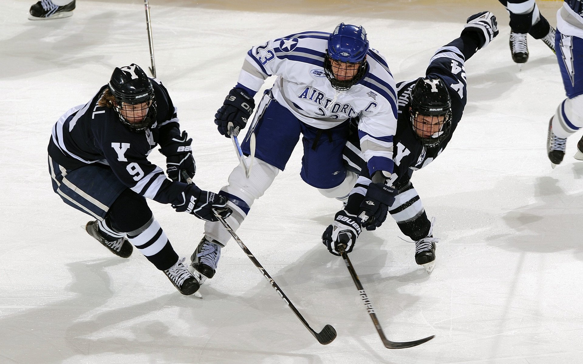 阿什拉夫一剑封喉,当喀麦隆雄狮踏平黄色潜水艇